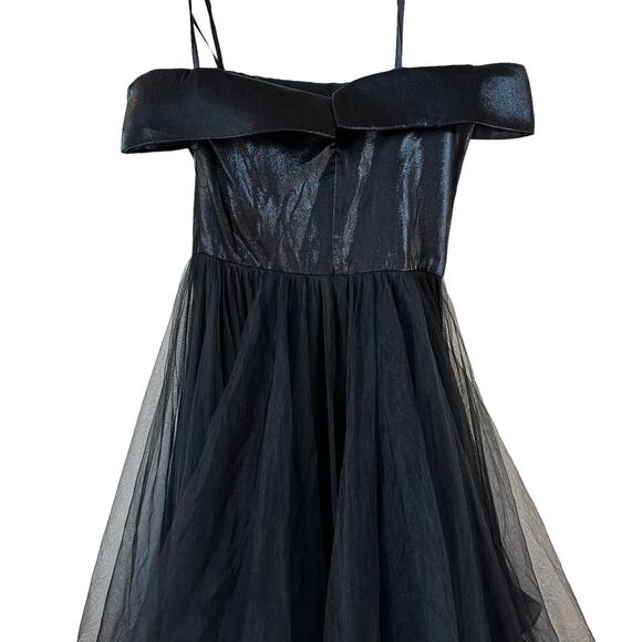 La Femme New Off the Shoulder Evening Gown Black 10 Formal Cocktail Fairy Goth - Picture 6 of 12